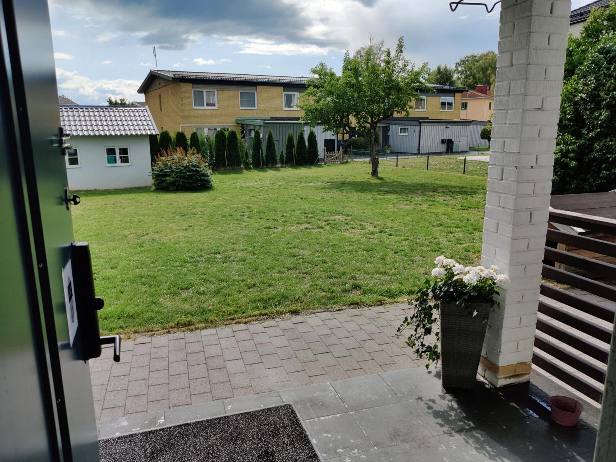 Luxury Villa 130 M2 Centrally Katrineholm Luaran gambar