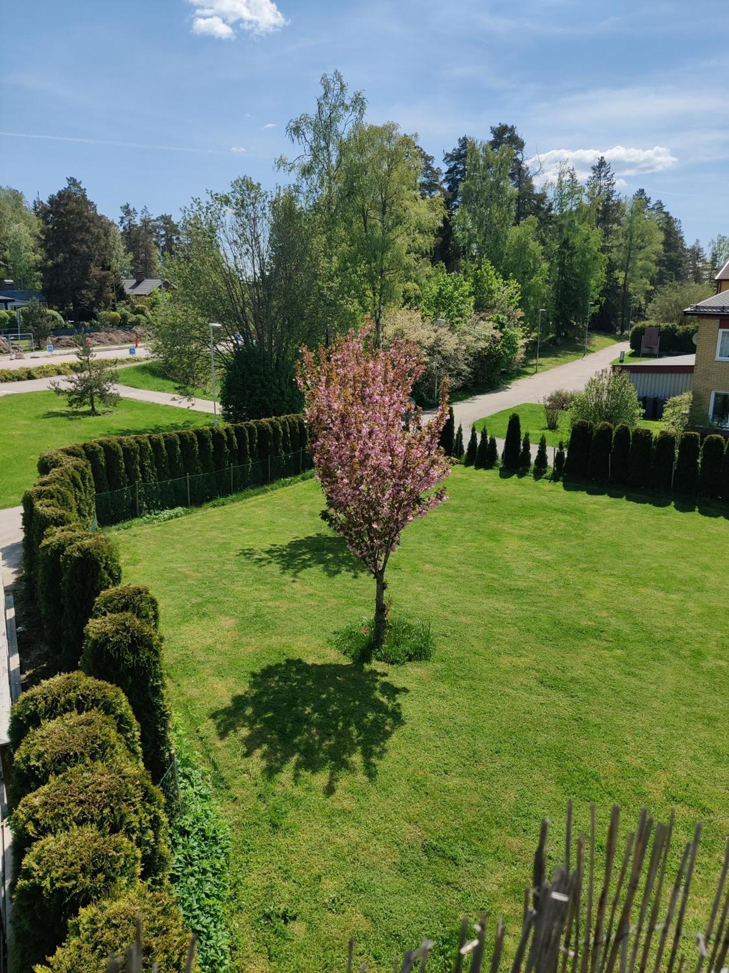 Luxury Villa 130 M2 Centrally Katrineholm Luaran gambar