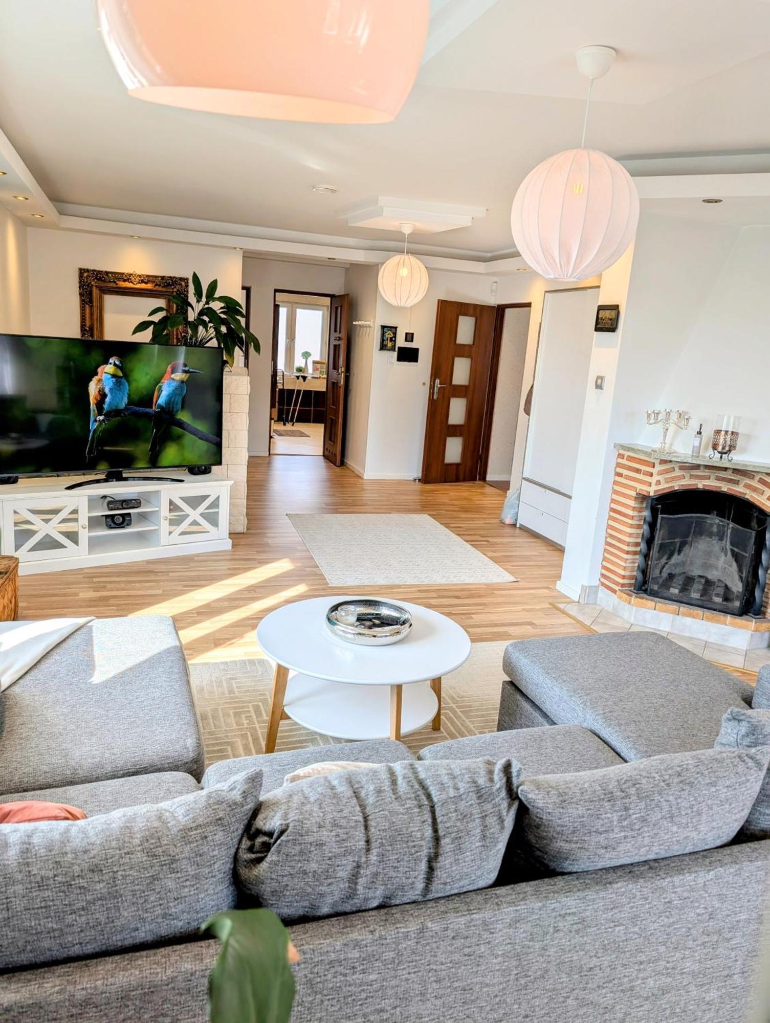 Luxury Villa 130 M2 Centrally Katrineholm Luaran gambar